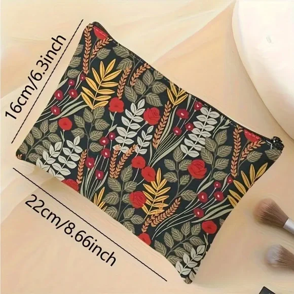 Floral & Foliage Patterned Makeup Bag - Picture 3 of 3